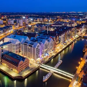 Apartment Baltic Riviera - Luxurious With Patio And River View, Danzig