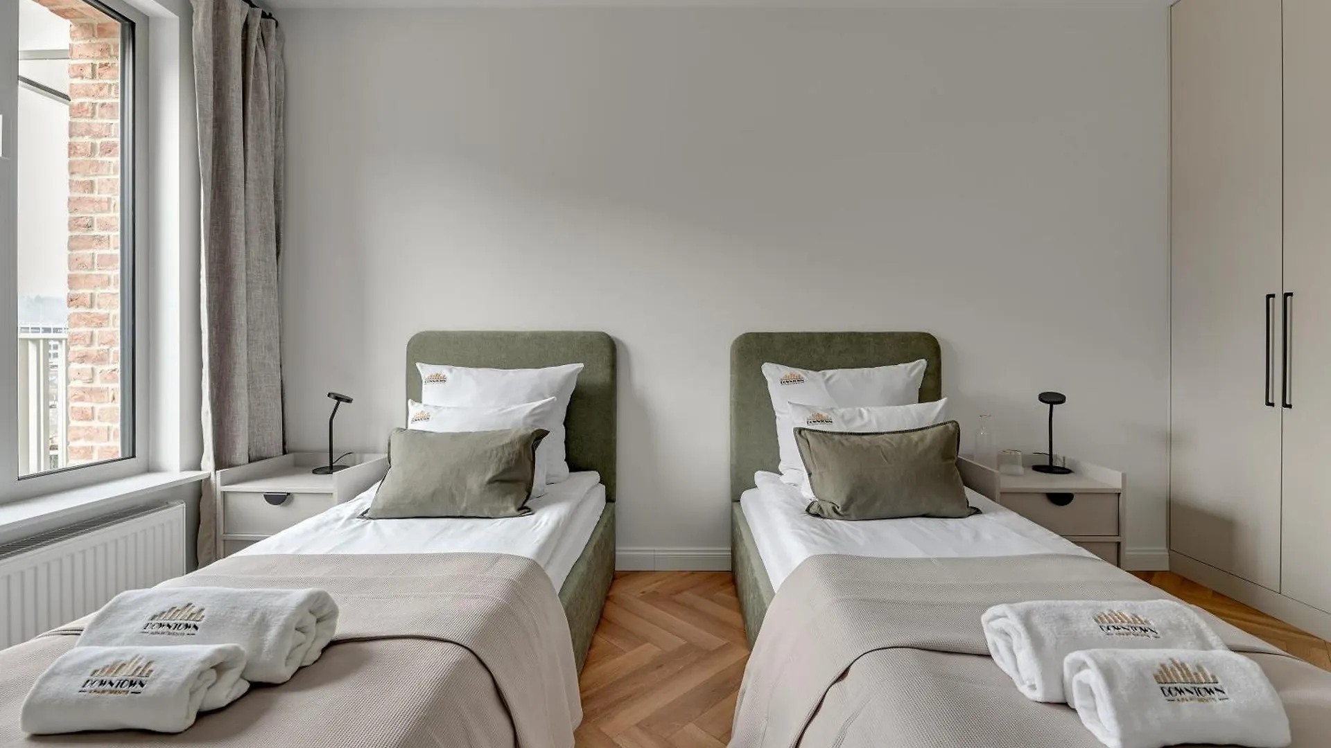 Zurawie - Food Hall, Parking & Stocznia By Downtown Apartments Gdansk