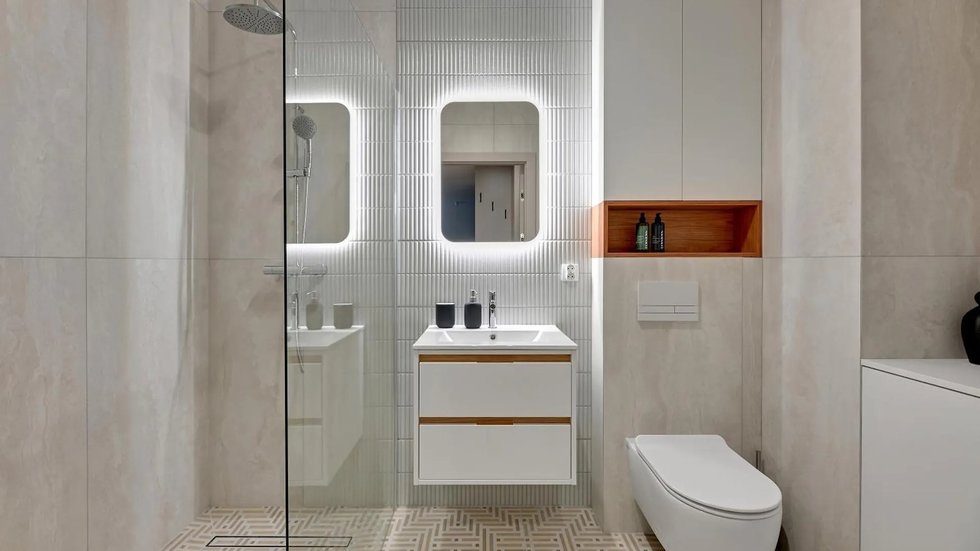 Zurawie - Food Hall, Parking & Stocznia By Downtown Apartments Gdansk