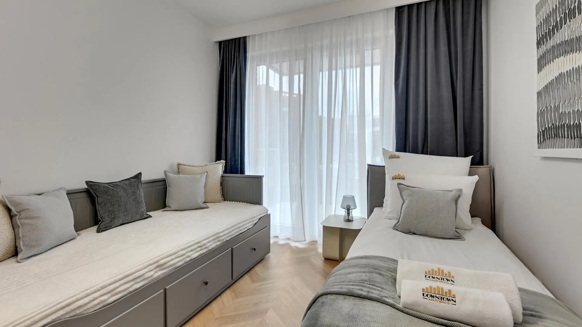 Zurawie - Food Hall, Parking & Stocznia By Downtown Apartments Gdansk