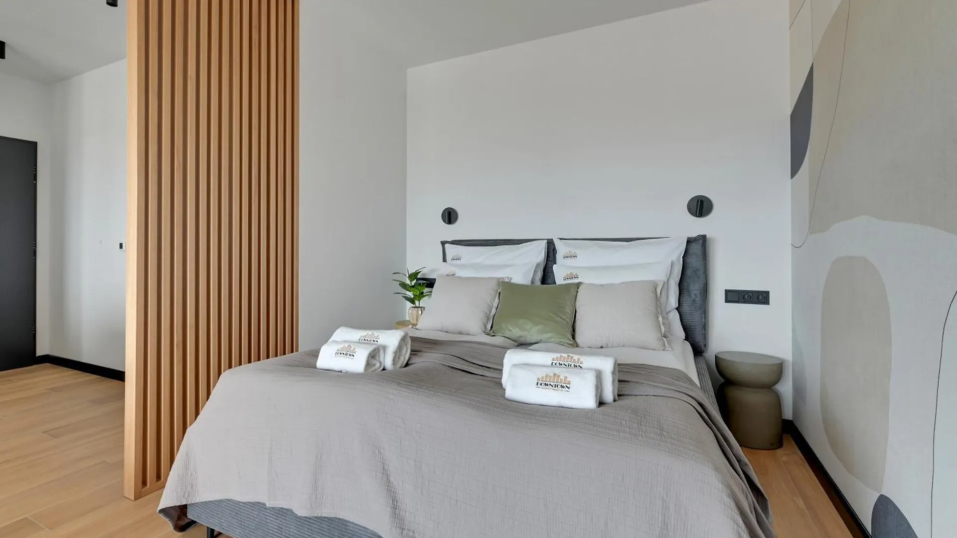 Zurawie - Food Hall, Parking & Stocznia By Downtown Apartments Gdansk